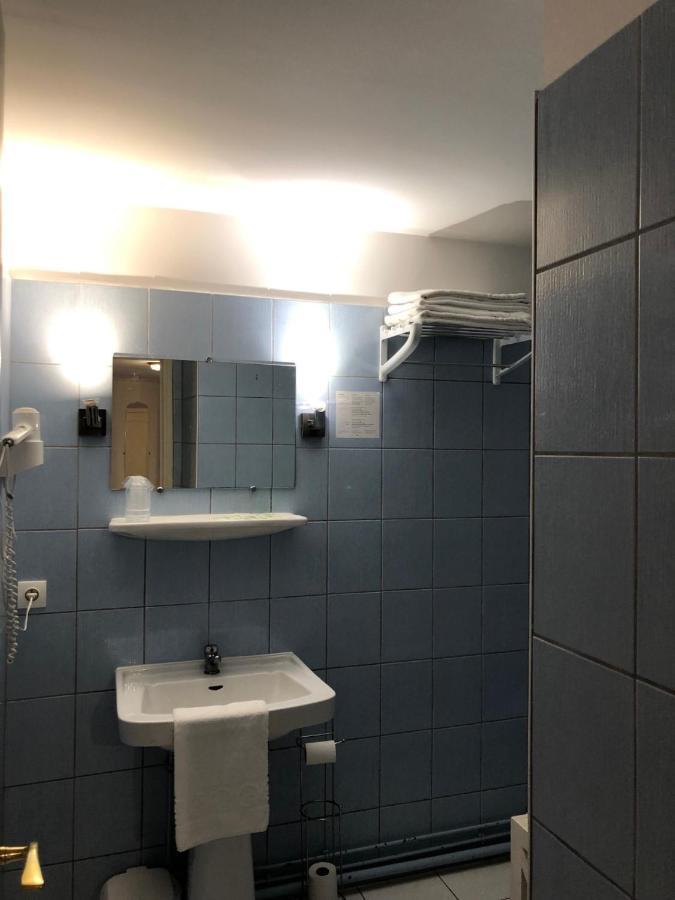Hotel Emilie Ρουαγιάν Εξωτερικό φωτογραφία