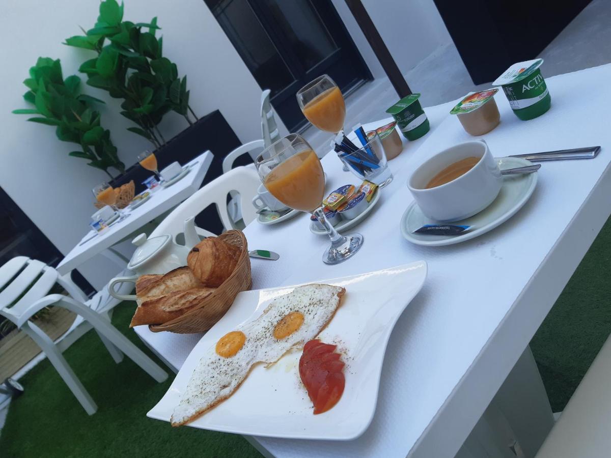 Hotel Emilie Ρουαγιάν Εξωτερικό φωτογραφία