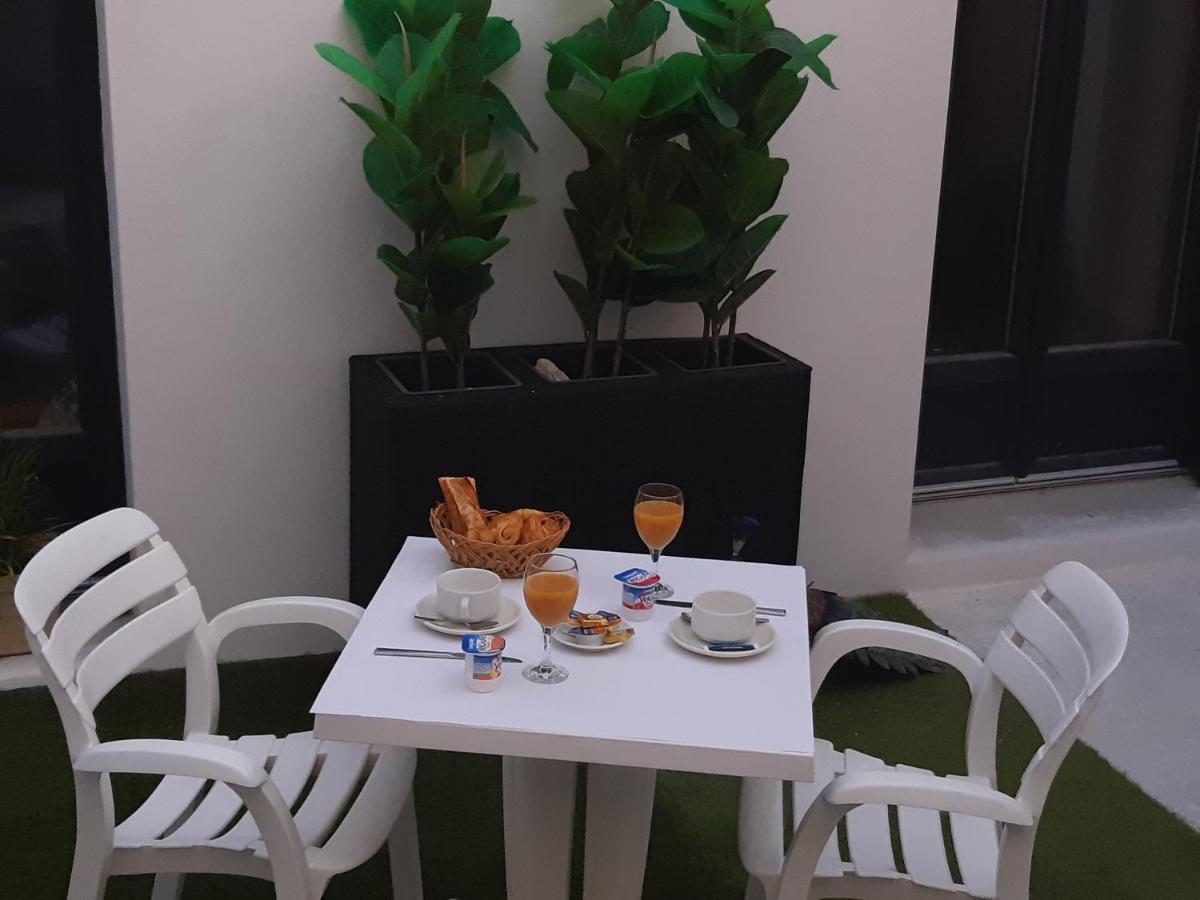 Hotel Emilie Ρουαγιάν Εξωτερικό φωτογραφία
